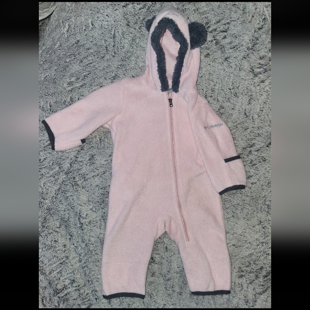Columbia baby winter suit 3-6 months